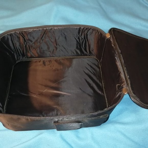 Black Backpack - Picture 5 of 9